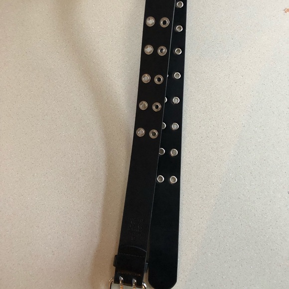 Hot topic belt! - Picture 1 of 1